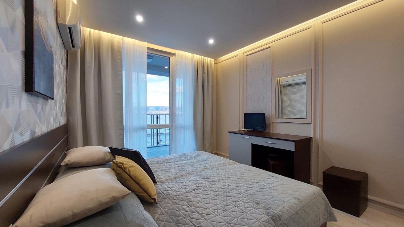 Paradiso 'В' 201 One Bedroom Apartment Misivri Dış mekan fotoğraf