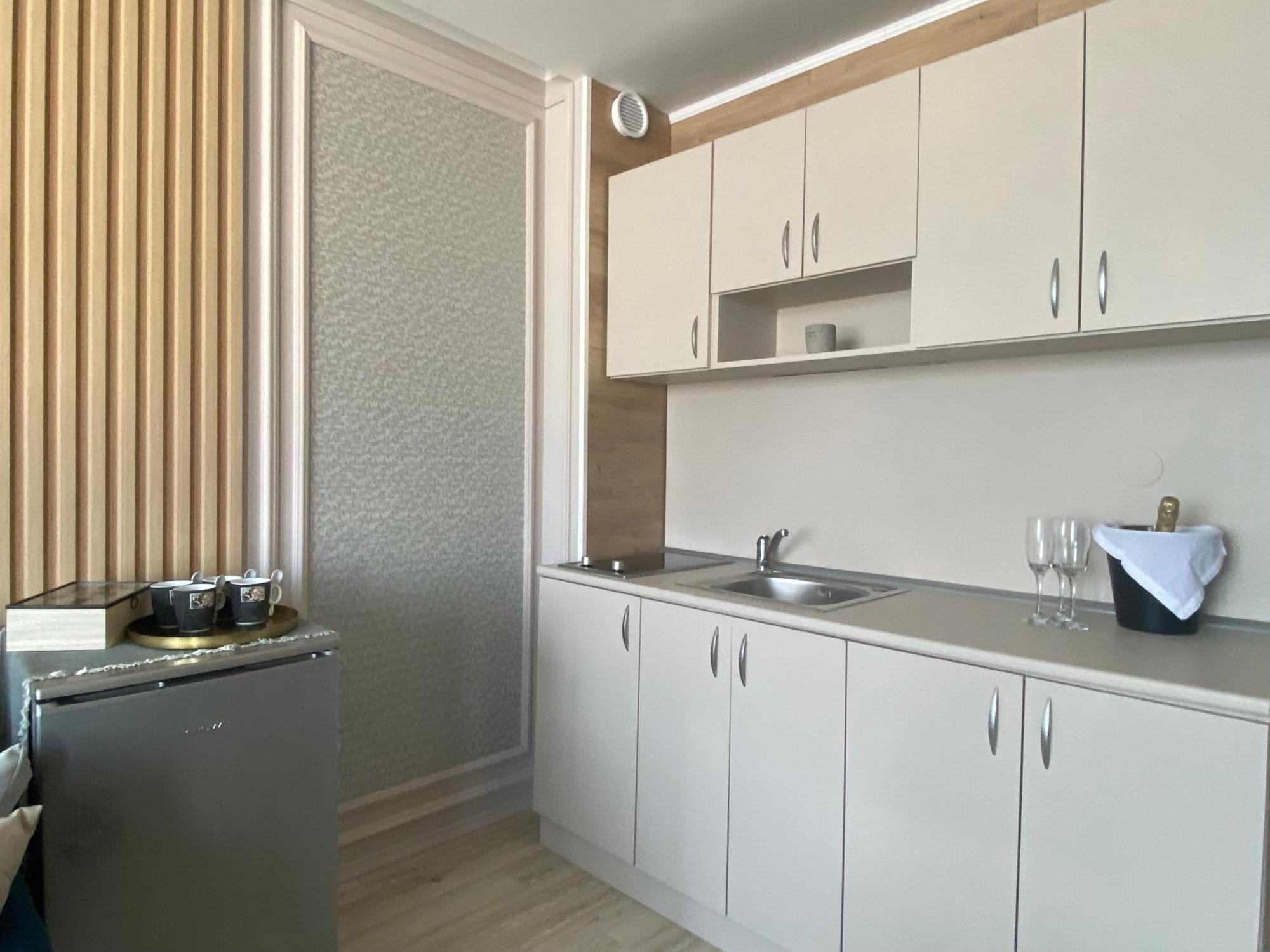 Paradiso 'В' 201 One Bedroom Apartment Misivri Dış mekan fotoğraf